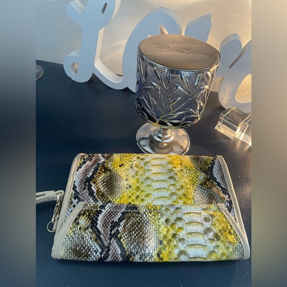 Python print wristlet - Picture 3 of 3